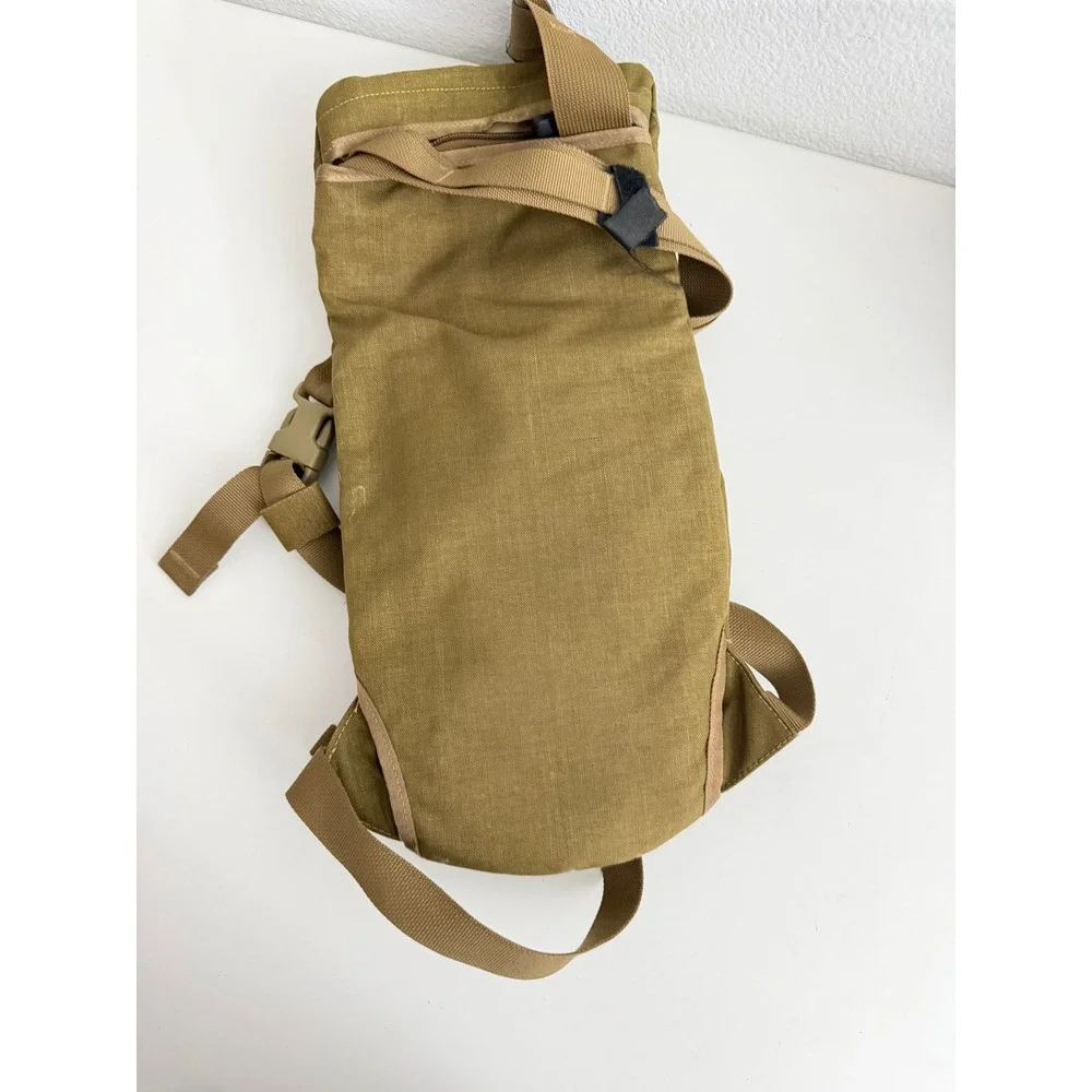 Coyote Tan Tactical Hydration Carrier Backpack‎ Insulated Military Style Pack